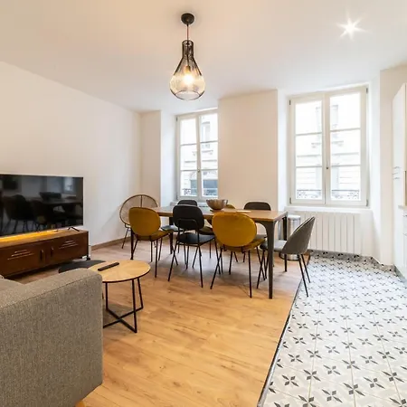 Le Convivial, Centre Apartamento